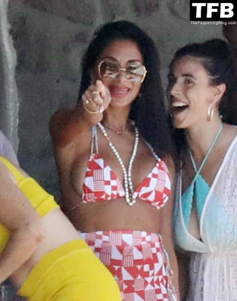 Nicole Scherzinger Celebrates Her Birthday in Mykonos - #11