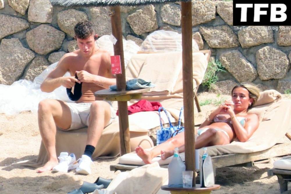 Katherine Pilkington & Ross Barkley Continue Their Holiday in Sardinia - #7