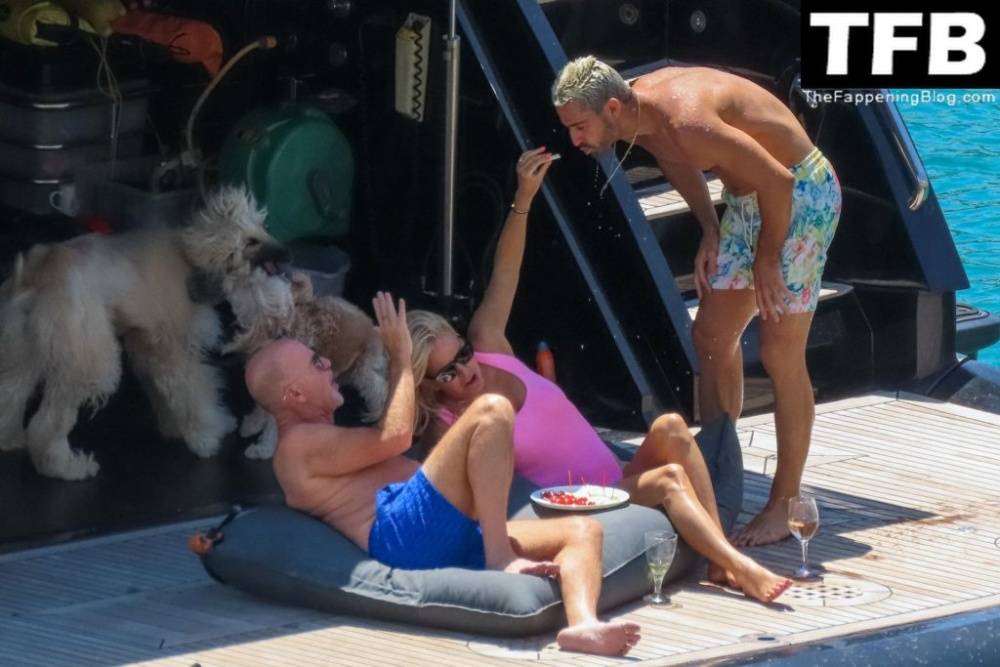 Caroline Stanbury Flaunts Her Body in a Pink Bikini on the Yacht in Greece - #12