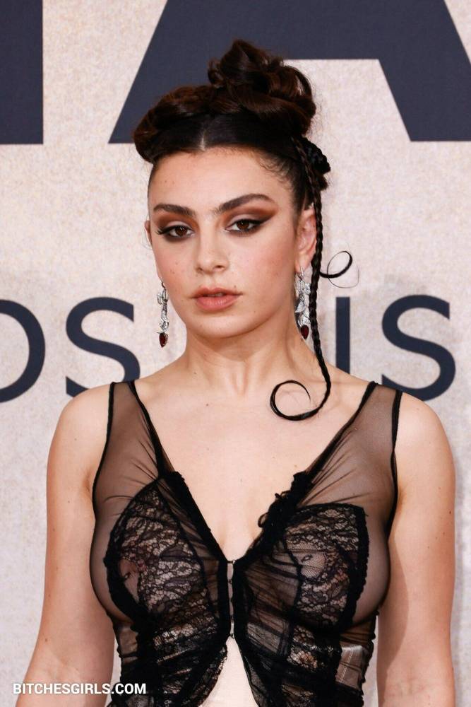 Charli Xcx Nude Celeb - Celebrities Leaked Nude Photos - #20