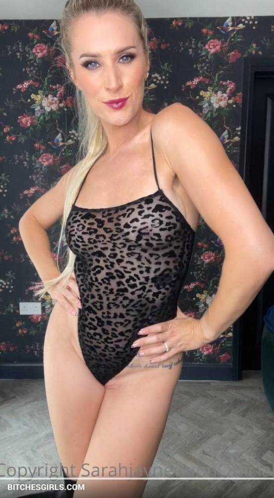 Sarah Jayne Dunn Nude Milf - sarahjaynedunn Onlyfans Leaks - #17