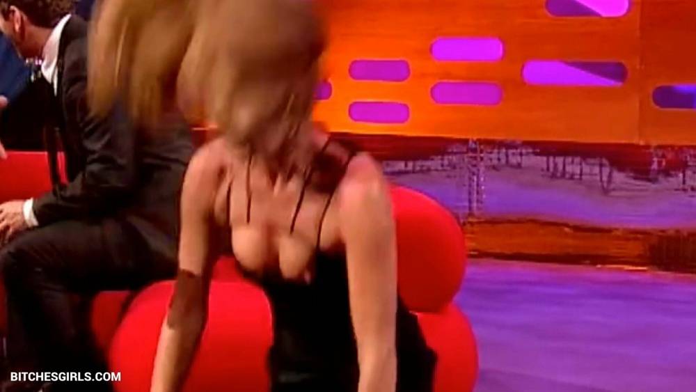 Amanda Holden Nude Celeb - Noholdenback Nude Celebrities - #7