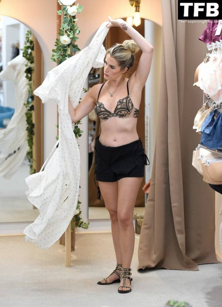 Sarah Jayne Dunn is Pictured During Underwear Shopping at Blushing Susie - #4