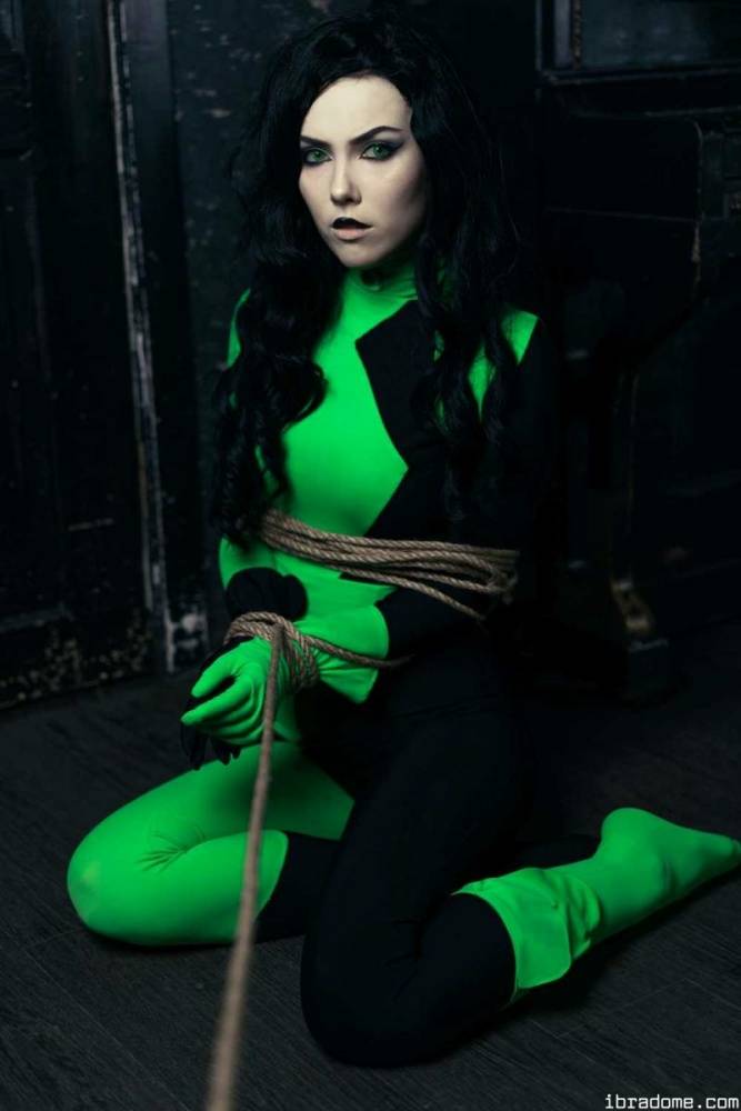 Helen Stifler Shego Cosplay Photos - #7