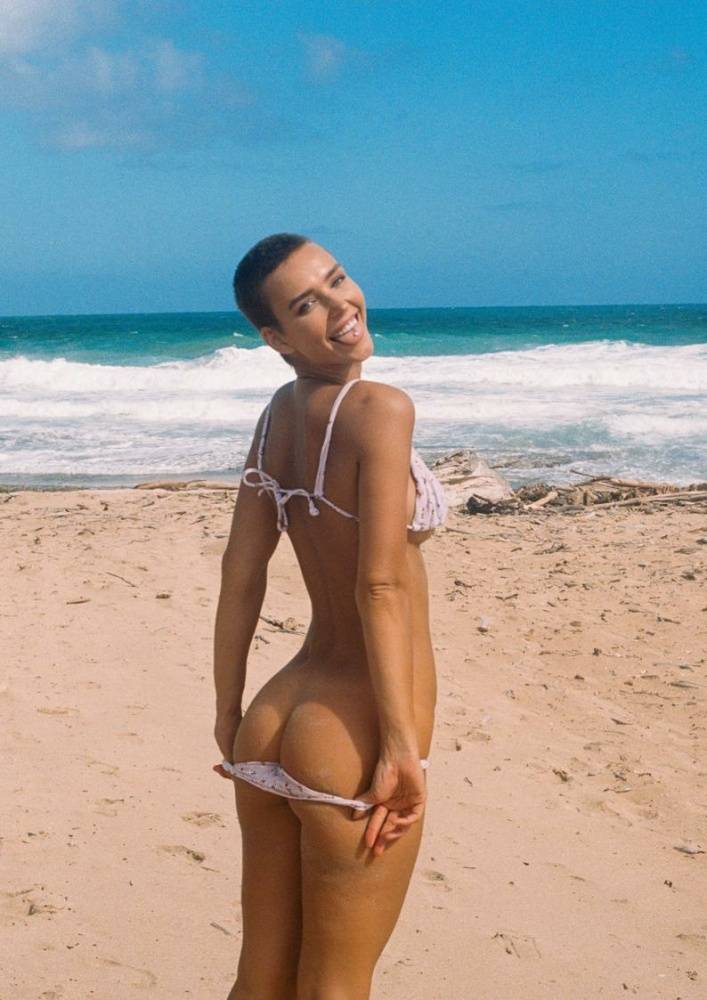 Rachel Cook Nude Bikini Beach Modeling Patreon Set Leaked - #6