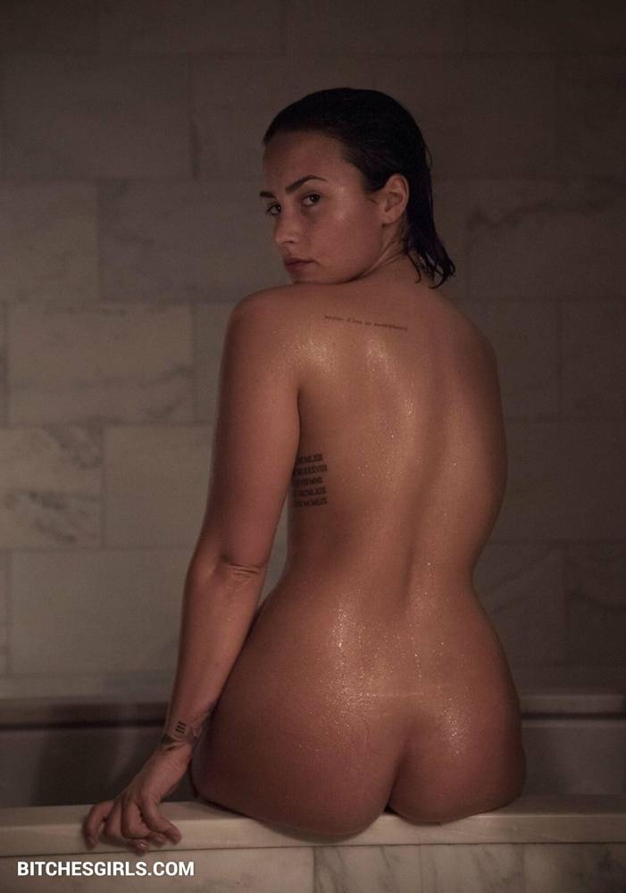 Demi Lovato Nude Celebrity Leaked Nudes - #18