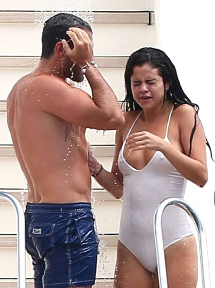 Selena Gomez Cara Delevingne Swimsuit Set Leaked - #1