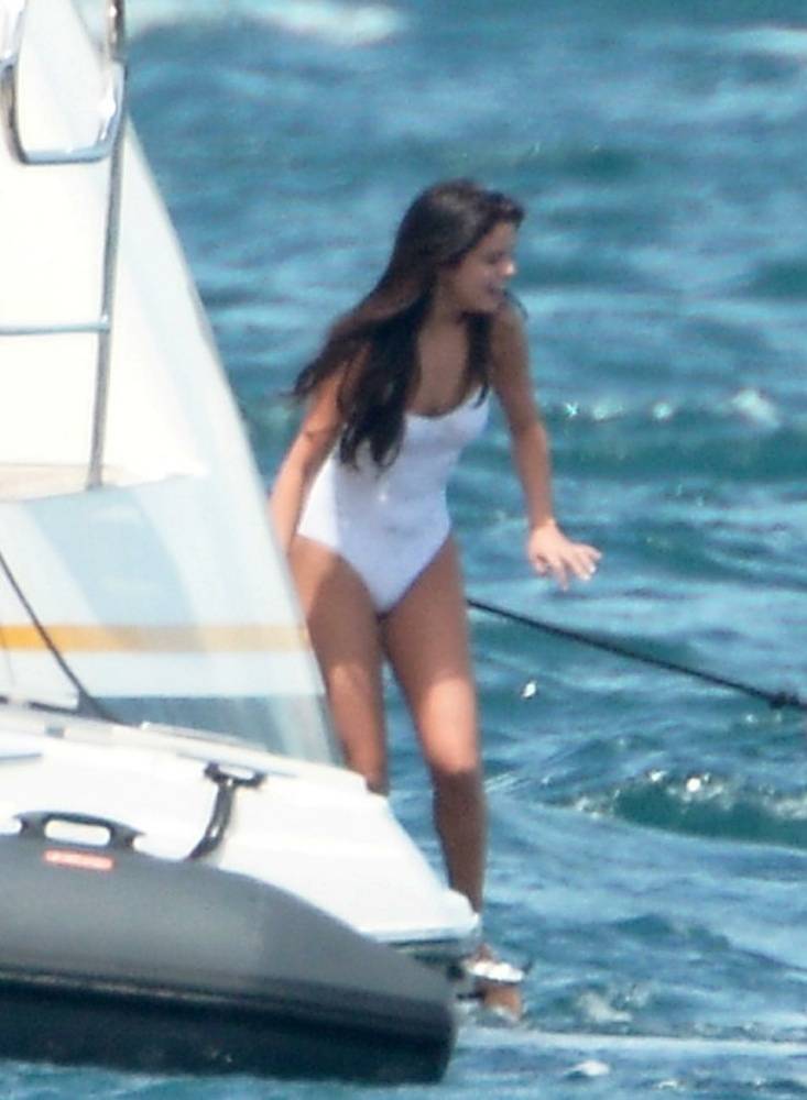 Selena Gomez See-Through One-Piece Set Leaked - #28