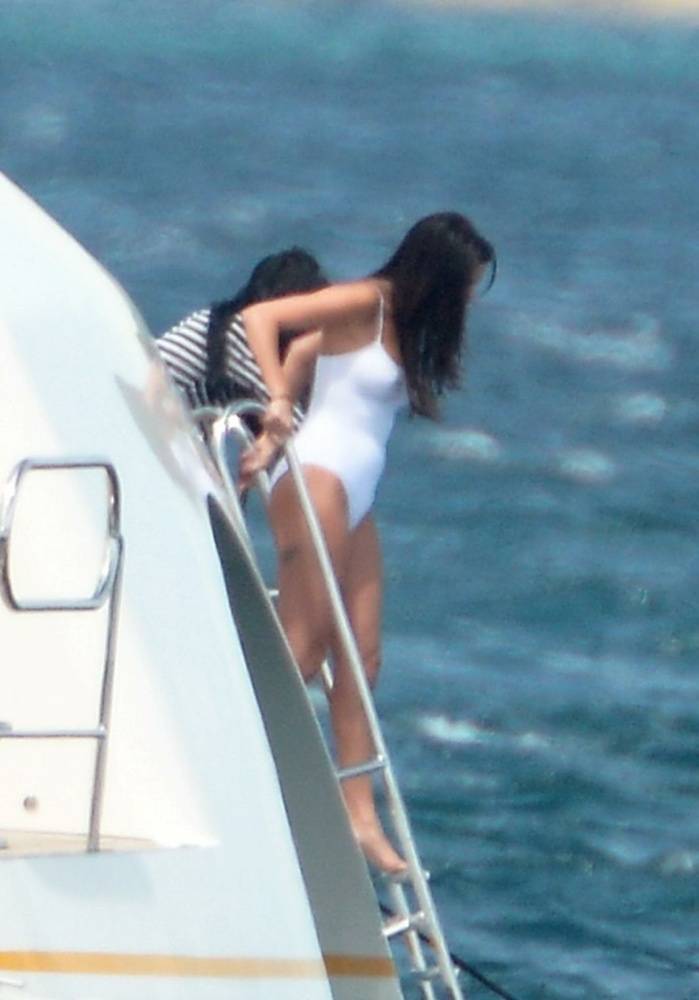 Selena Gomez See-Through One-Piece Set Leaked - #5