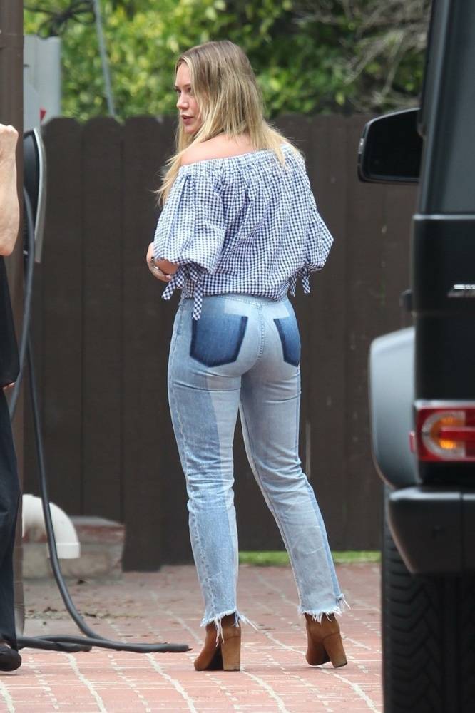 Hilary Duff Ass Tight Jeans Paparazzi Set Leaked - #4
