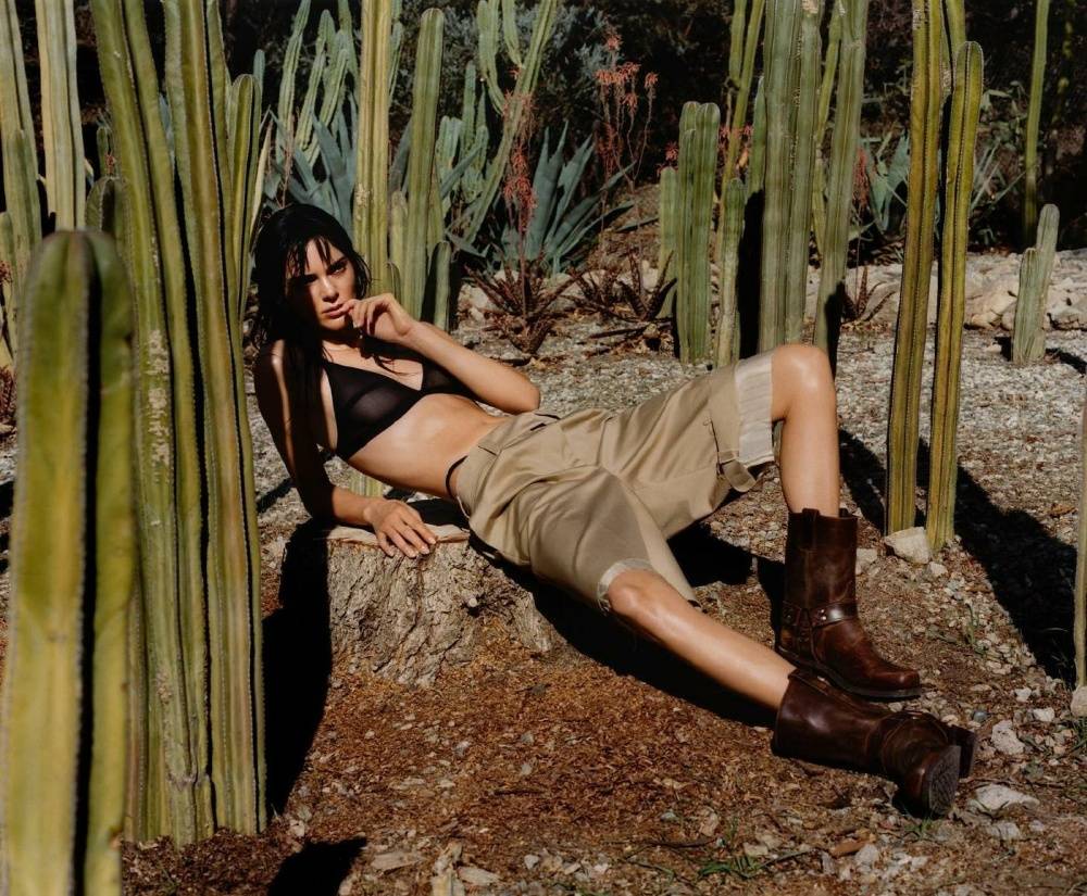 Kendall Jenner Nude Magazine Photoshoot Set Leaked - #4