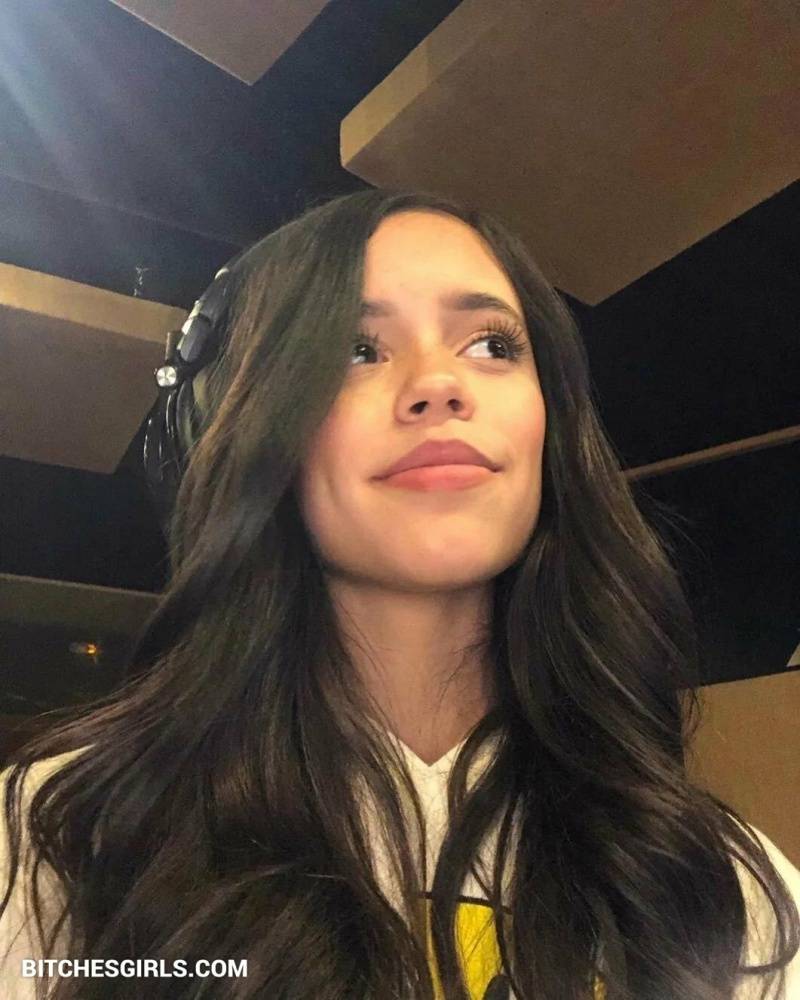 Jenna Ortega Nude Celebrities - Jenna Celebrities Leaked Nude Video - #13