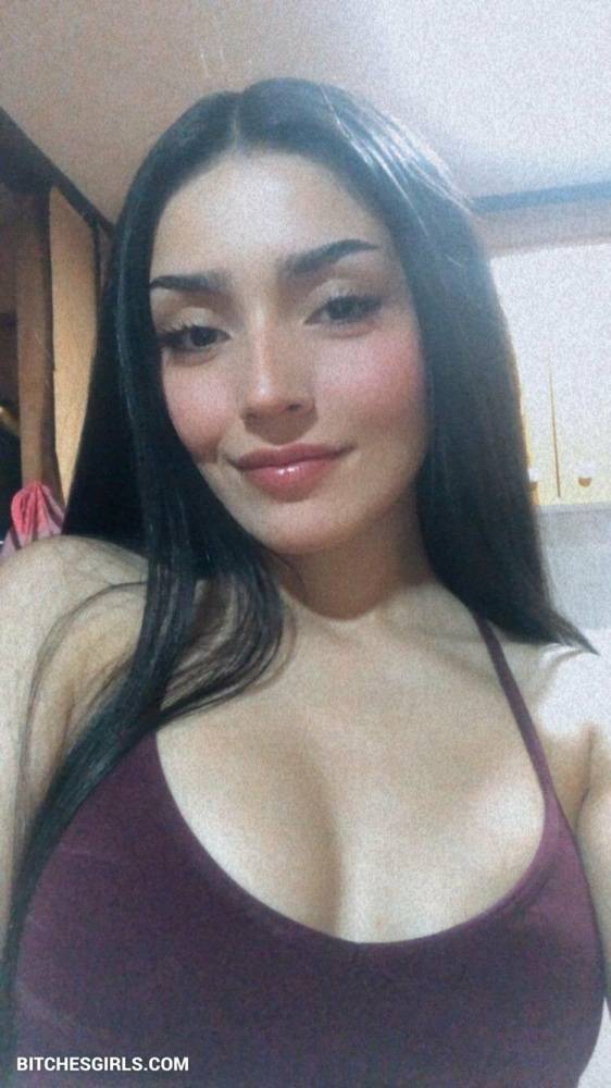 Flores_Isabella98 Nude Latina - Flores_Isabella98 Onlyfans Leaked Naked Photo - #10