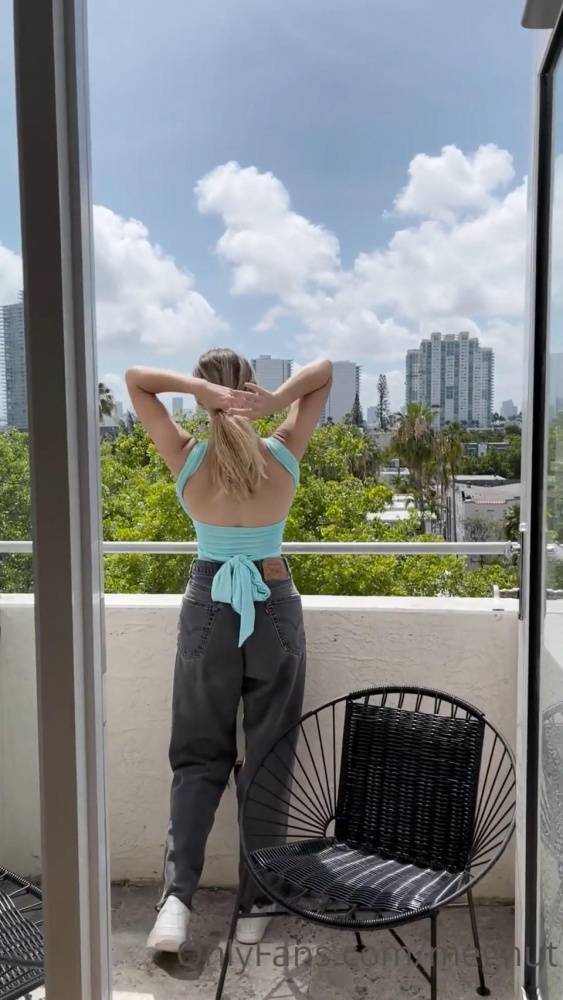 Megnutt02 Topless Balcony Onlyfans Video Leaked - #7