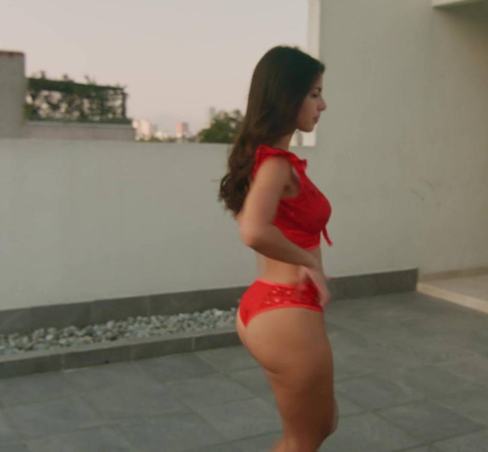 Ari Dugarte Sexy Ribbon Bikini Patreon Video Leaked - #2
