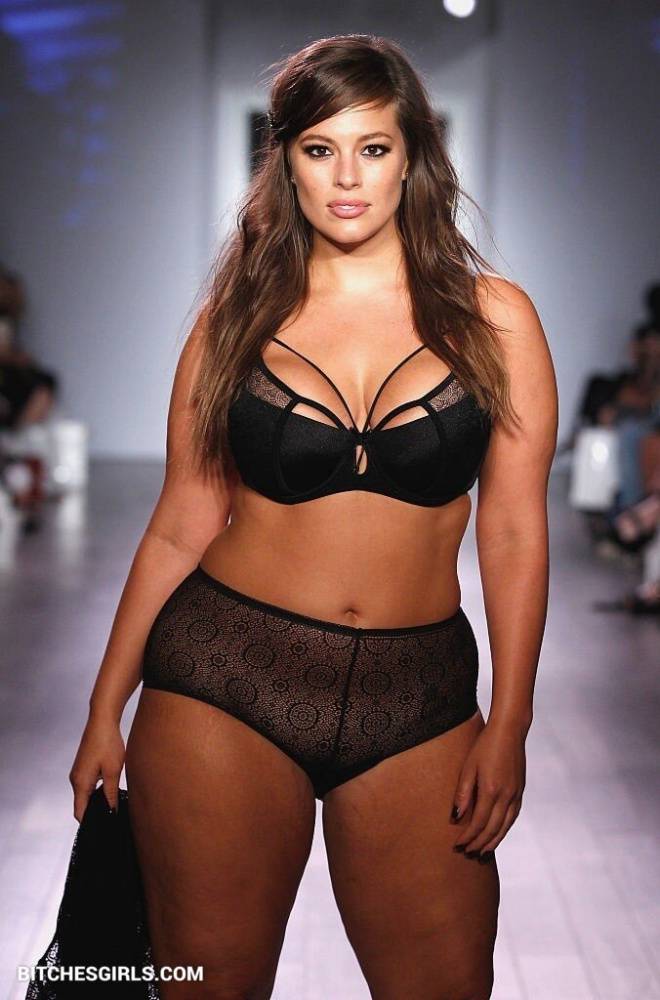 Ashley Graham Nude Celebrities - Theashleygraham Celebrities Leaked Photos - #11