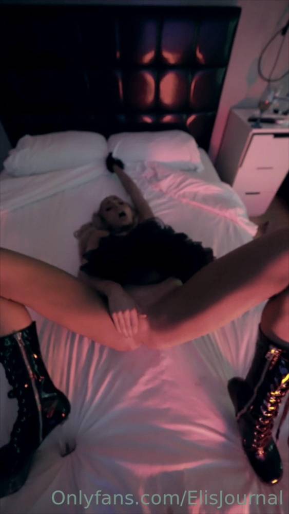 Kristen Hancher Nude Bunny Cosplay Dildo Onlyfans Video Leaked - #16