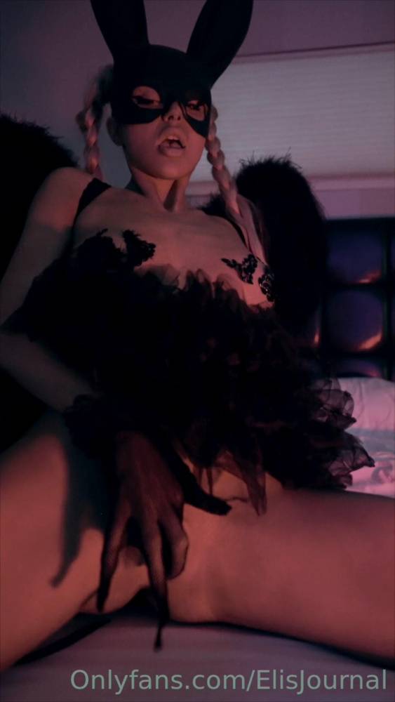 Kristen Hancher Nude Bunny Cosplay Dildo Onlyfans Video Leaked - #13