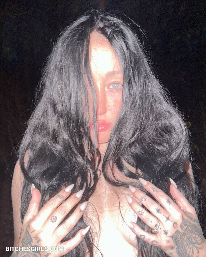 Noah Cyrus Nude Celebrities - Noahcyrus Celebrities Leaked Nude Pics - #7