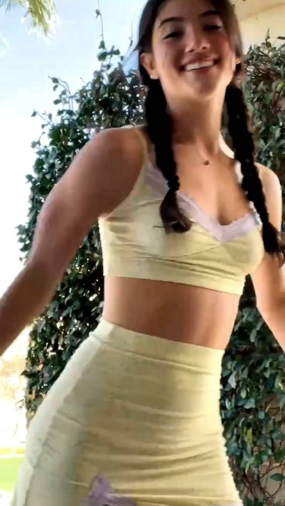 Charli D 19Amelio Sexy Midriff Skirt Dance Video Leaked - #9