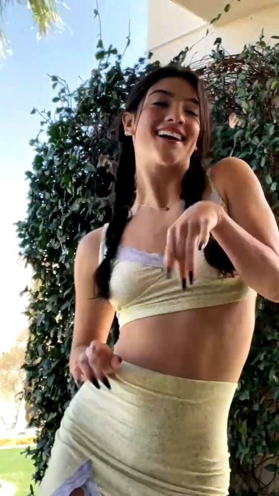 Charli D 19Amelio Sexy Midriff Skirt Dance Video Leaked - #5