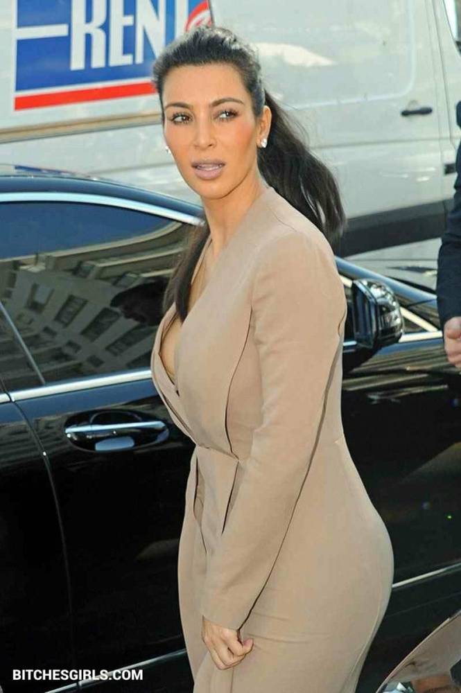 Kim Kardashian Nude Thicc - Kardashian Celebrities Leaked Nude Pics - #7