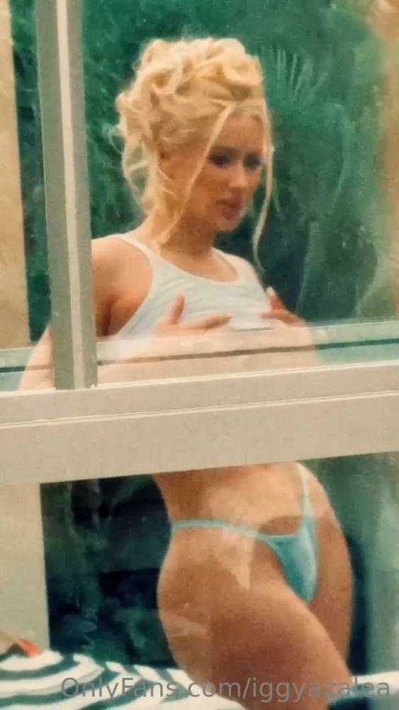 Iggy Azalea Nude See-Through Pool Onlyfans Video Leaked - #4