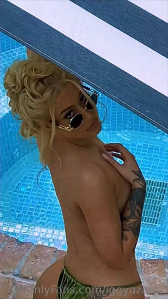 Iggy Azalea Nude See-Through Pool Onlyfans Video Leaked - #6