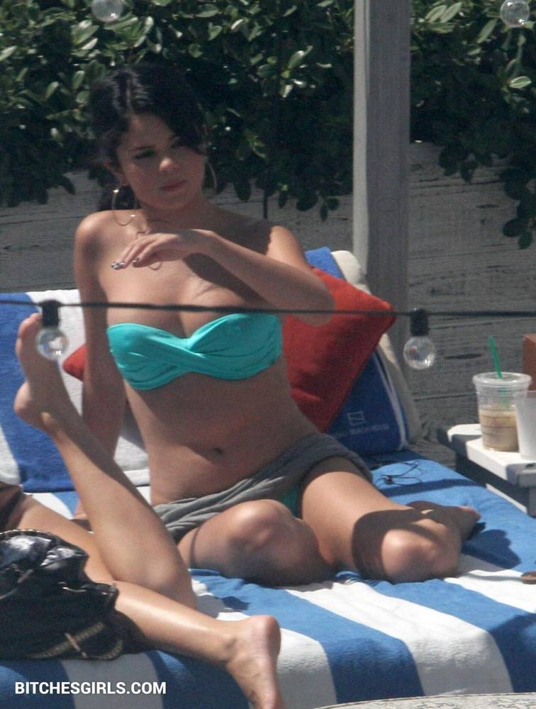 Selena Gomez Nude Celebrities - Selena Celebrities Leaked Naked Photos - #25
