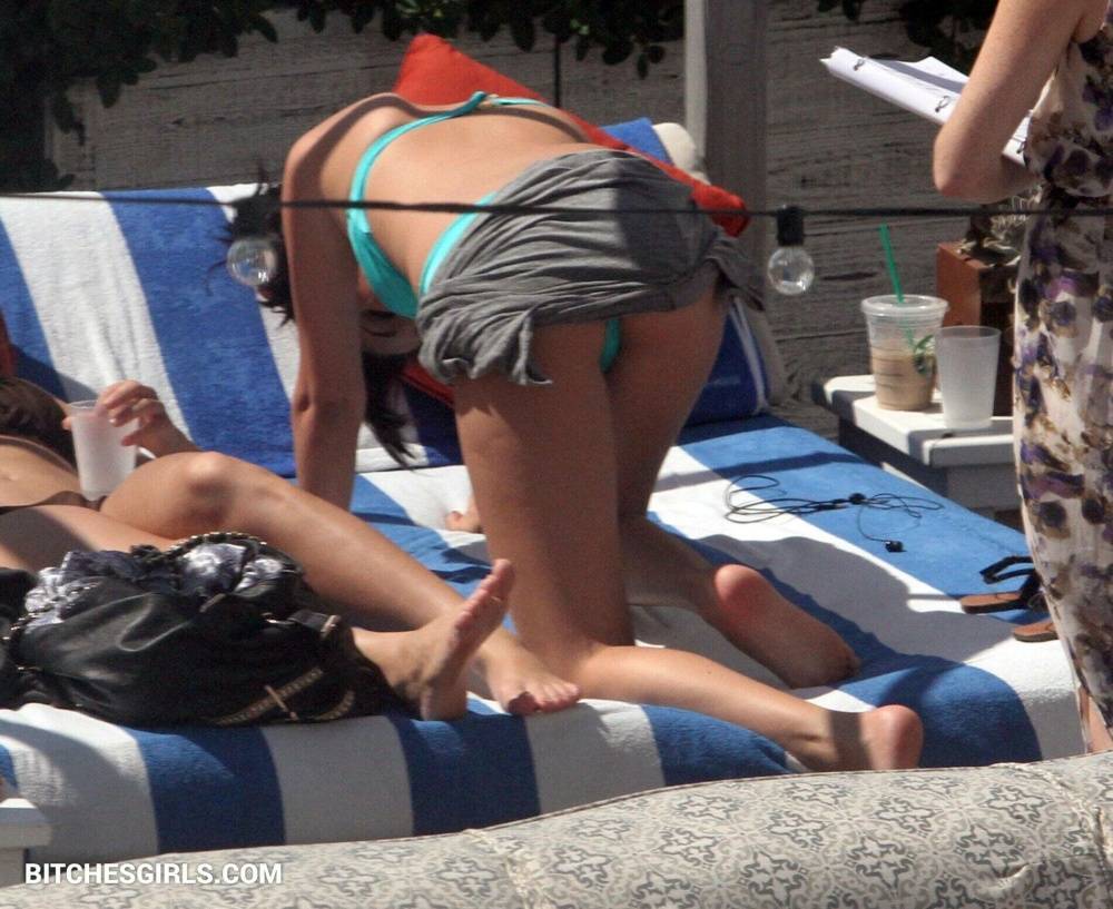 Selena Gomez Nude Celebrities - Selena Celebrities Leaked Naked Photos - #11