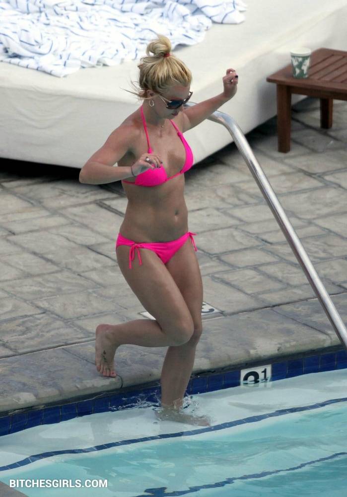 Britney Spears Nude Celebrities - Britney Celebrities Leaked Naked Videos - #24