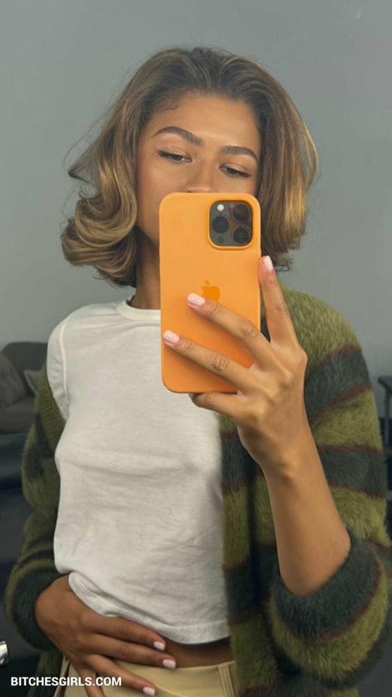 Zendaya Nude Celebrities - Celebrities Leaked Nude Photos - #10