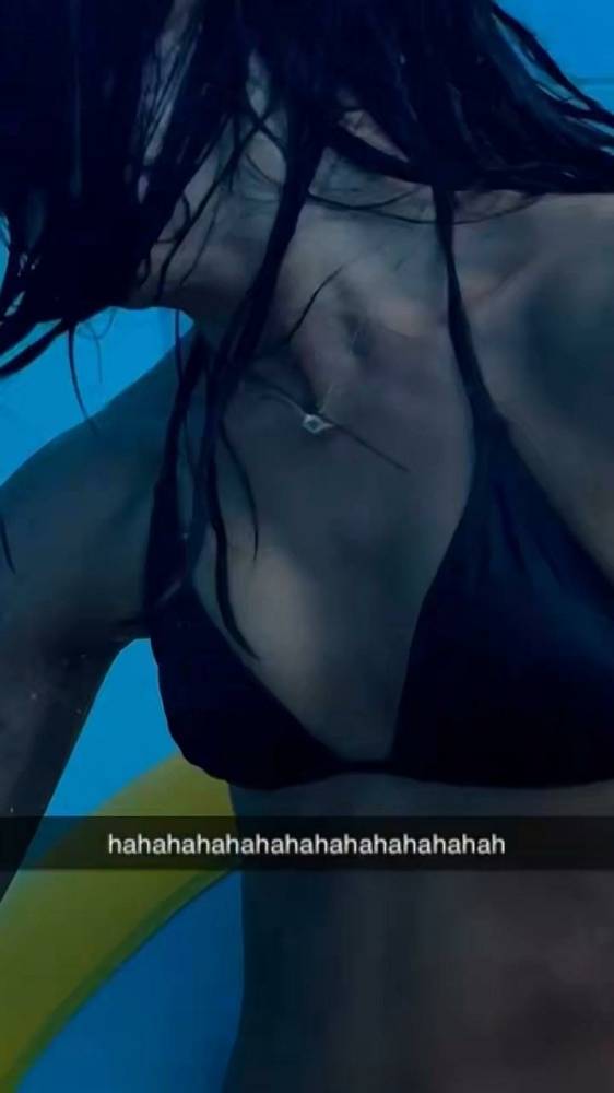 Charli D 19Amelio Bikini Waterpark Video Leaked - #13