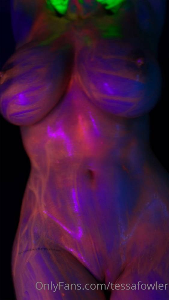 Tessa Fowler Nude Neon Body Paint OnlyFans Video Leaked - #11