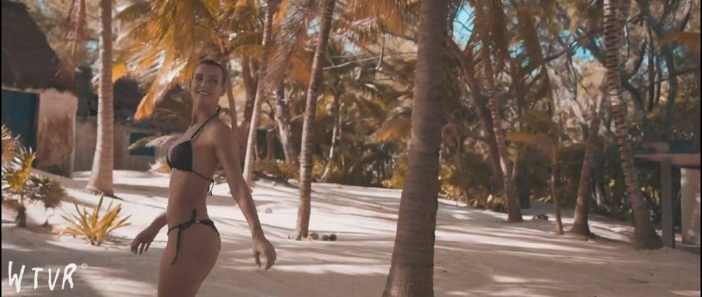 Rachel Cook Nude BTS Beach Photoshoot Patreon Video Leaked - #11