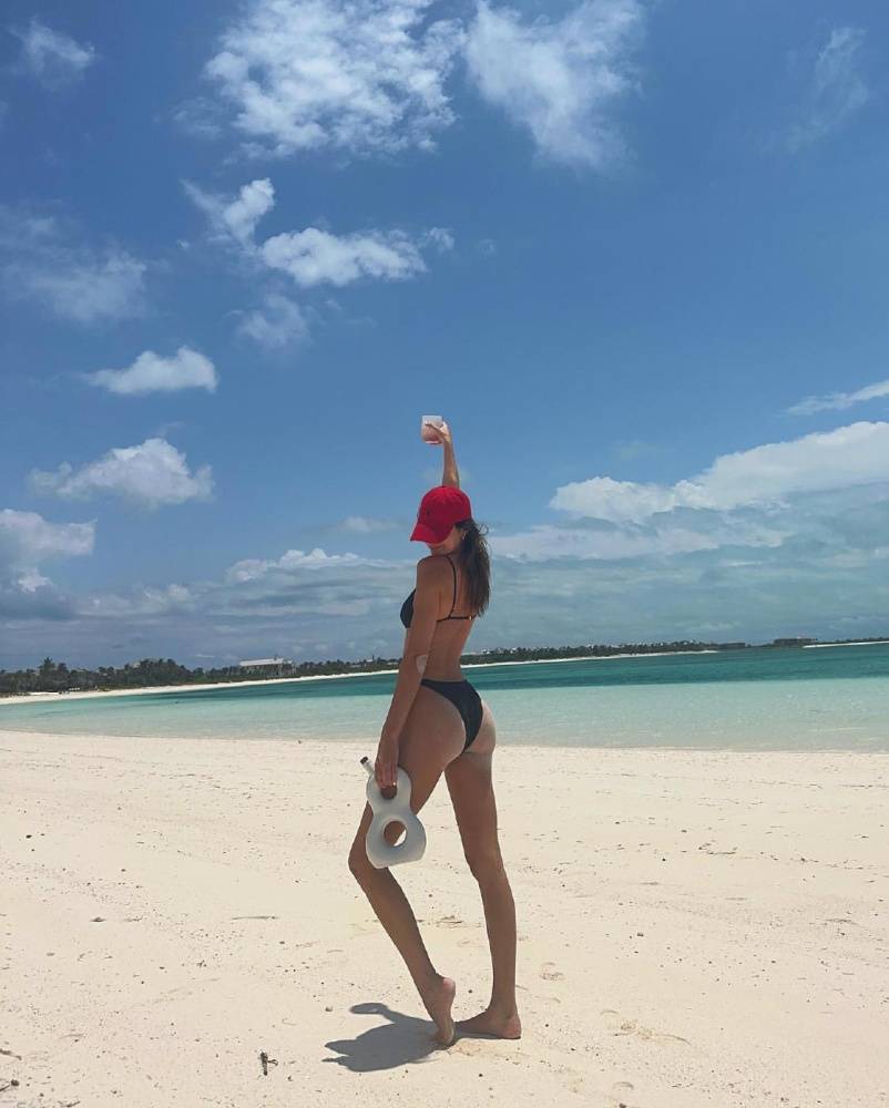 Kendall Jenner Thong Beach Bikini Set Leaked - #1