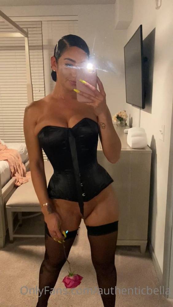 Authenticbella Nude Corset Selfie Onlyfans Video Leaked - #6