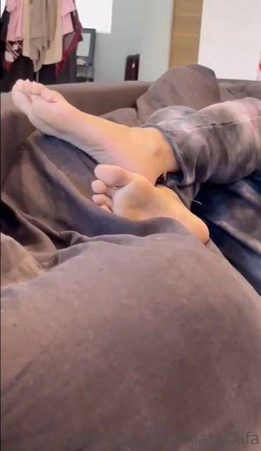 Mia Khalifa POV Feet Tickle OnlyFans Video Leaked - #5