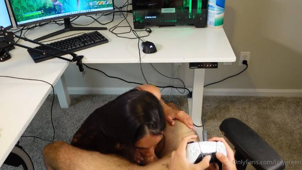 Izzy Green Video Game POV Blowjob OnlyFans Video Leaked - #4