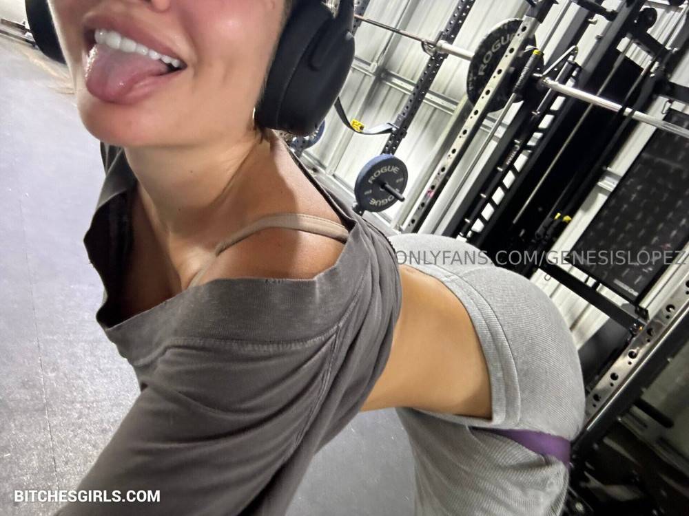 Genesislopezofficial Nude Thicc - Genesismialopezofficial Onlyfans Leaked Photos - #7