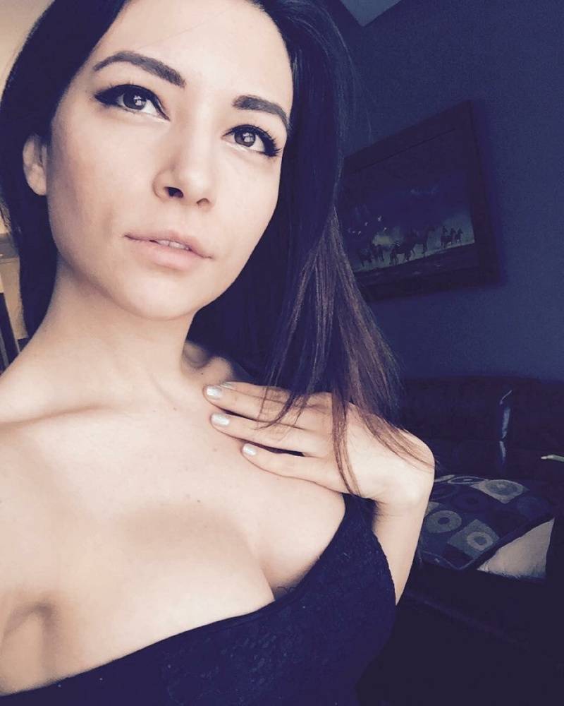 Alinity Sexy Pictures - #13