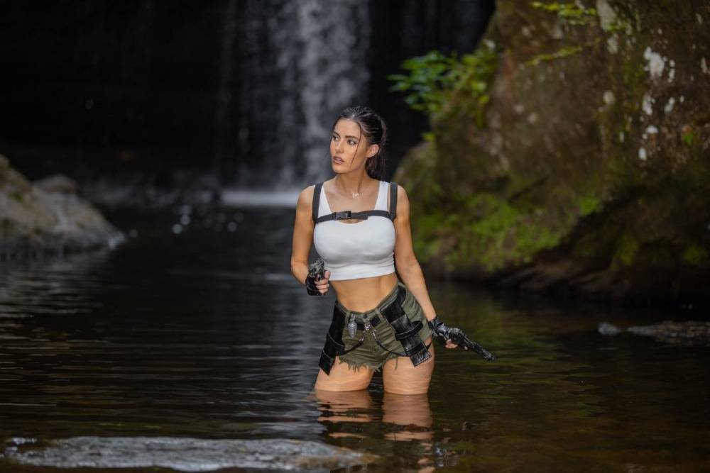 Erin Olash Lara Croft Cosplay Patreon Set Leaked - #2