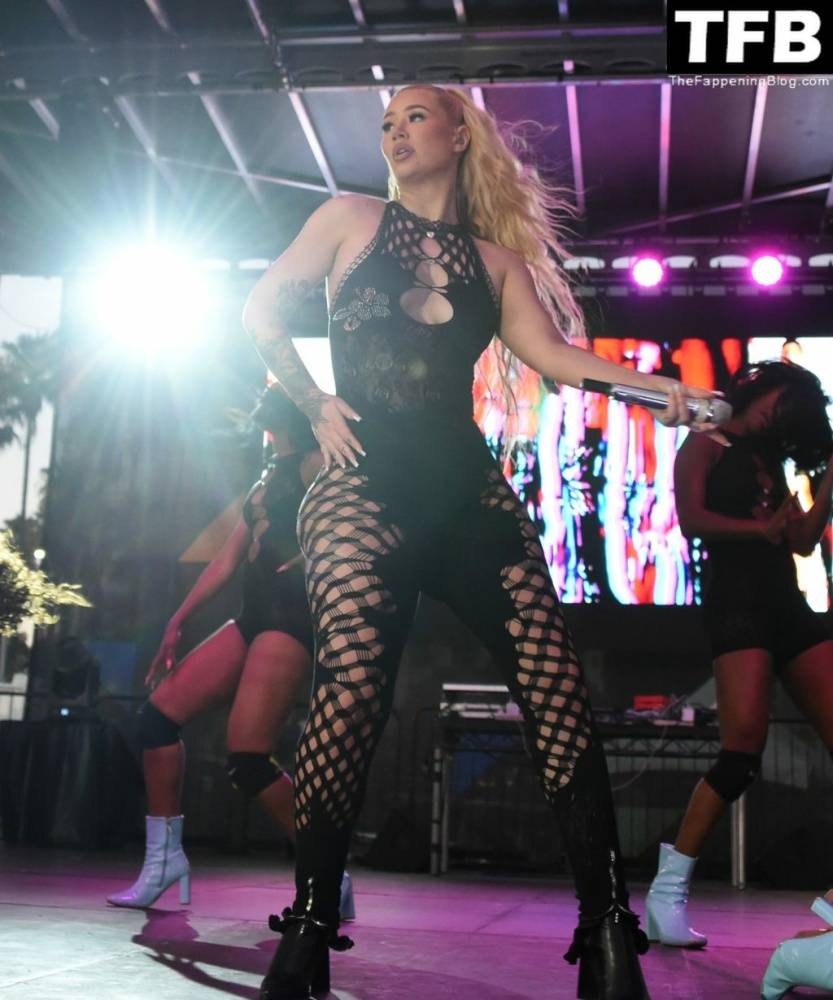 Iggy Azalea Displays Her Stunning Figure at the Long Beach Pride Music Festival in LA - #5