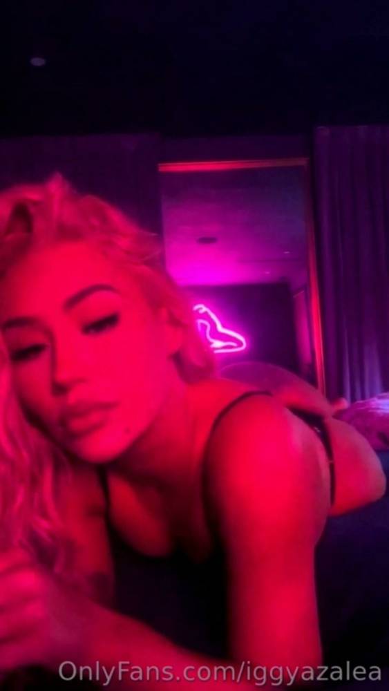 Iggy Azalea Sexy Lingerie Tease Onlyfans Video Leaked - #7