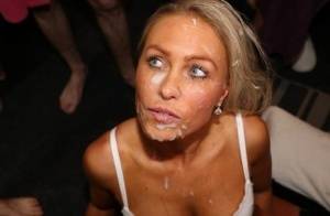 White slut Kelly Myers is left with a cum covered face at a bukkake party - #main