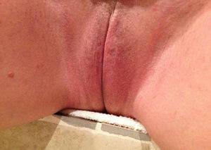 Older amateur Busty Bliss finger spreads her pink vagina after showering - #main