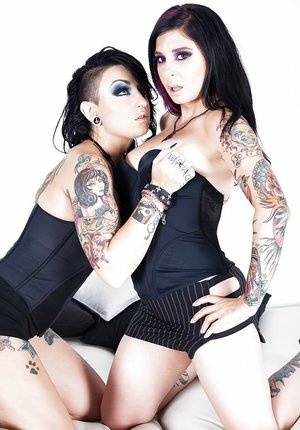 Goth models play with their tatted tight bodies and pussies - #main