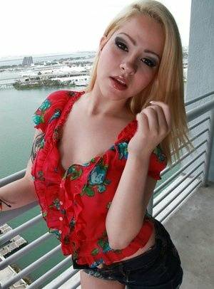 Blonde teen babe Cami Miller stripping and masturbating her twat - #main