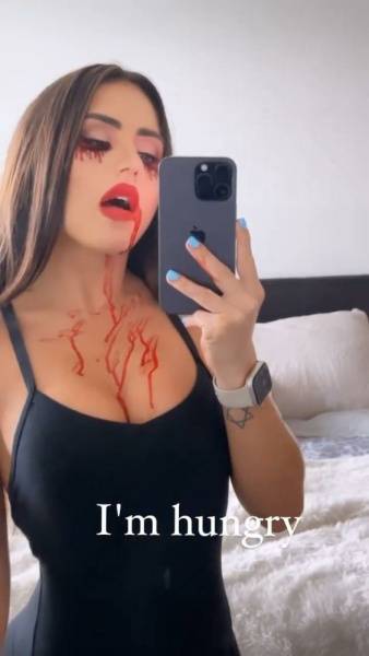 Giovanna Eburneo Bodysuit Zombie Cosplay Video Leaked - Brazil on clubgf.com