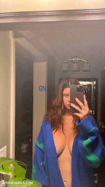 Sarah McDaniel (Krotchy) - cloudpeople on clubgf.com